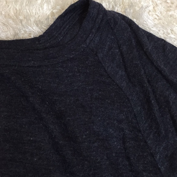 Long sleeve top with elbow cutouts - Picture 6 of 8